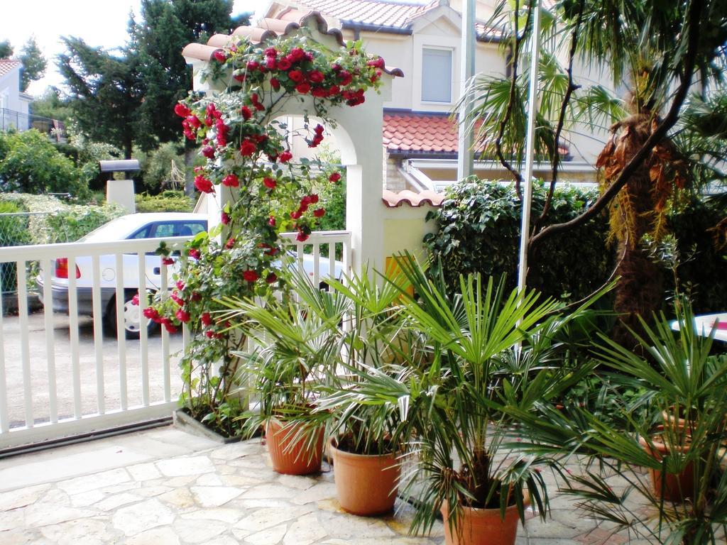 Oaza Tribunj Sea View Apartamento Exterior foto